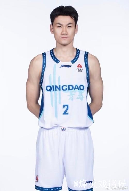 王睿泽26分杨瀚森10+9+7 青岛大胜广州 王睿泽26分杨瀚森10+9+7 青岛大胜广州